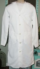 Best Medical L/S Lab Coat 3 Pocket Side Vent 42" Length Sz XS / S White
