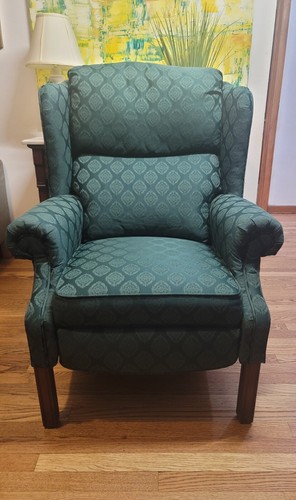 Lane Acclaim Green Wing Chair With Recliner - Picture 10 of 10
