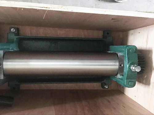 Fresatrice manuale in acciaio inox a nido d'api fondotinta cera d'api - Foto 2 di 5