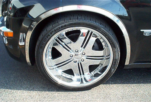 CHRYSLER 300/300C SEDAN 2005 - 2010  Polished Stainless Fender Trim Molding
