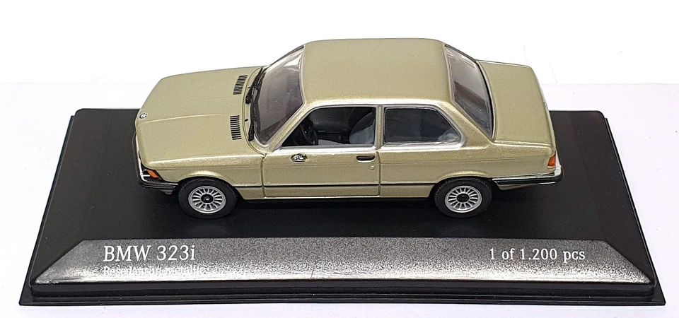 Minichamps 1/43 Scale 430 025474 - 1975-83 BMW 323i Saloon - Met. Green - Image 4 of 4
