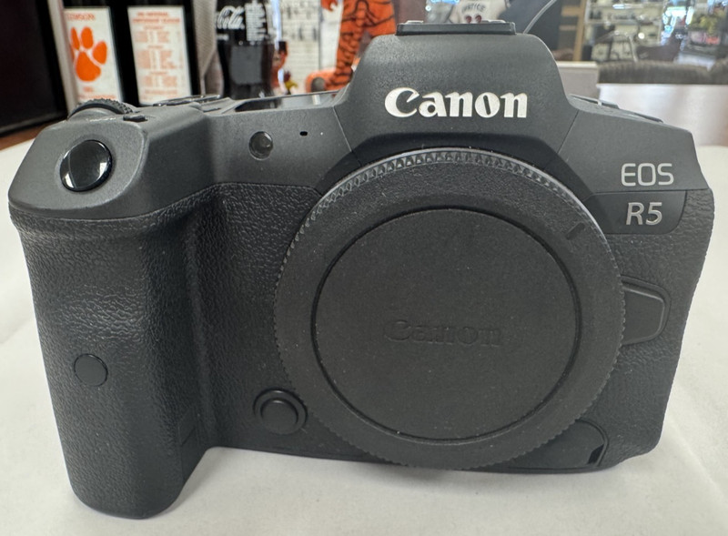 Canon EOS R5 45.0MP Mirrorless Camera - Black (Body Only) w/Battery