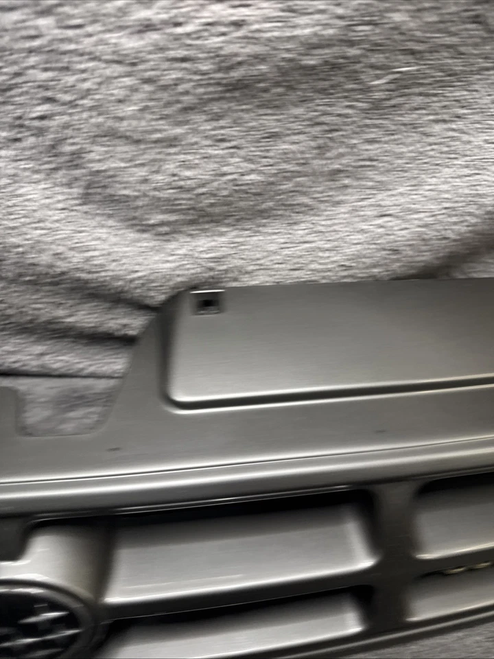 1997 to 1999 Subaru Legacy Outback Grill Grille OEM t9984 DG - Image 4 of 4