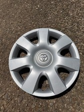 One Factory 2002 To 2005 Toyota Camry 15 Inch Hubcap Wheel Cover 42621-aa080 One Factory 2002 To 2005 Toyota Camry 15 Inch Hubcap Wheel Cover 42621-aa080