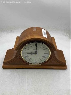 Antique Howard Miller Brown Wooden Dual Chime Quartz Mantel Clock