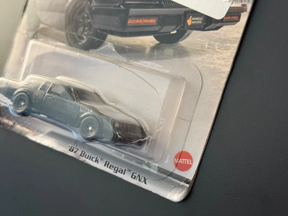 Hot Wheels Fast & Furious '87 Buick Regal GNX — новая поврежденная упаковка - Изображение 3 из 4
