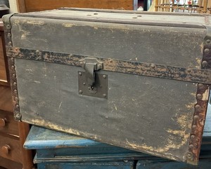 Antique Wooden Steamer Trunk M.C. Lilley & Co.