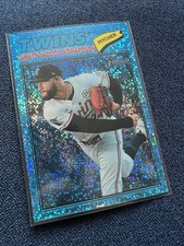 2026 Topps Heritage #200 Simeon Woods Richardson Chrome Light Blue Sparkle