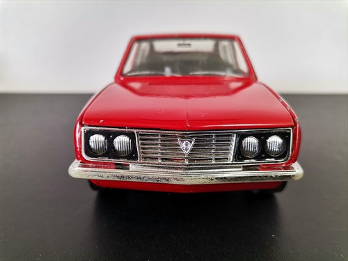 BURAGO 1/24 LANCIA BETA BERLINA 0107 - Foto 5 di 12