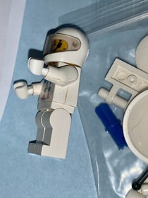 LEGO DISCOVERY #10029 Lunar Lander 100% Complete parts w/ both minifigs *READ*