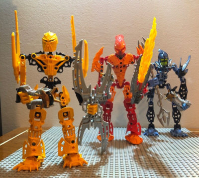 Lego Bionicle Bundle #8985, 8987, & 8989 - complete figures with
