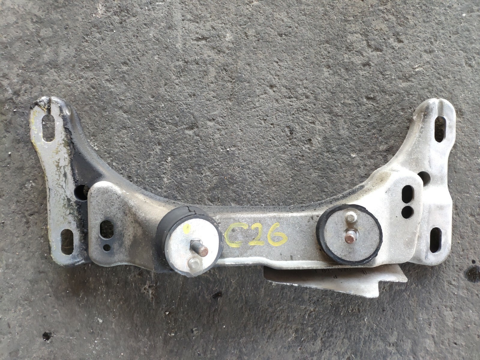 1999-2006 BMW E46 Transmission Support Mount Bracket OEM 1094579 