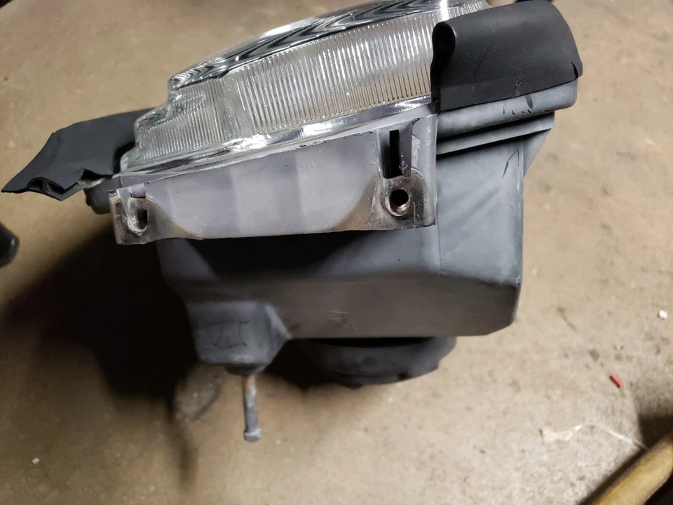 Suzuki GSX750F 1995 GSX750 Katana 750 faro delantero haz de luz original Foto 3 de 4