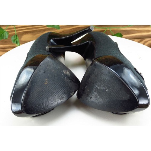 GUESS Women Sz 6 M Black Platform Synthetic Shoes - Picture 9 of 10