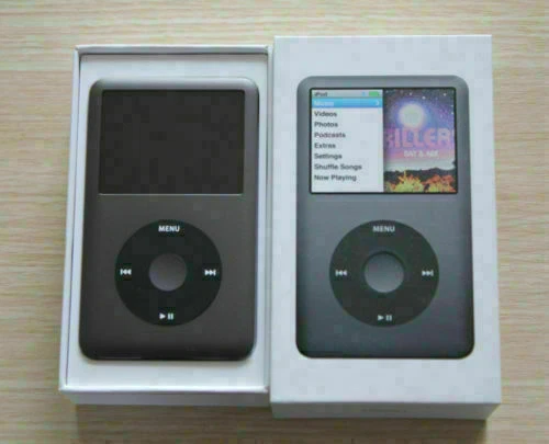 New Apple iPod Classic 7th Generation 160GB Black Silver Mp3 Player