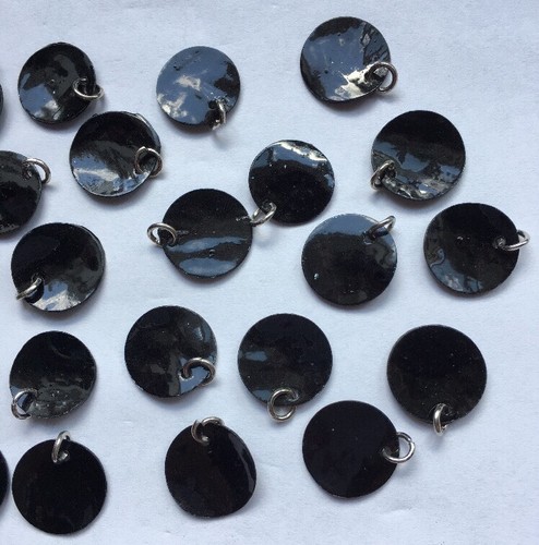 Jewelry Crafting Parts Round Flat Black 5/8" Charms B-10 - Picture 3 of 5