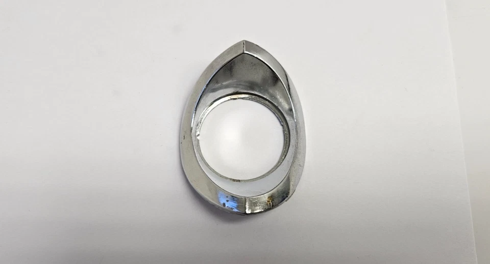 1965-66 Chrysler New Yorker Newport T&C Ignition Switch Bezel 2497143 NOS - Image 4 of 4