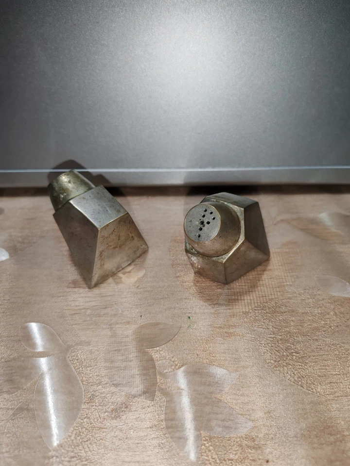 Ancien Sel Et Poivre Métal Argenté Vintage Décoration Art Déco 1970's Shaker - Photo 2/4