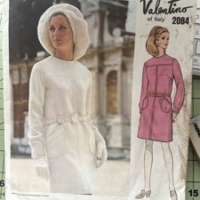 Vogue Couturier Design Dress Valentino  #2084  Size 18 UNCUT Bust 40 Pockets