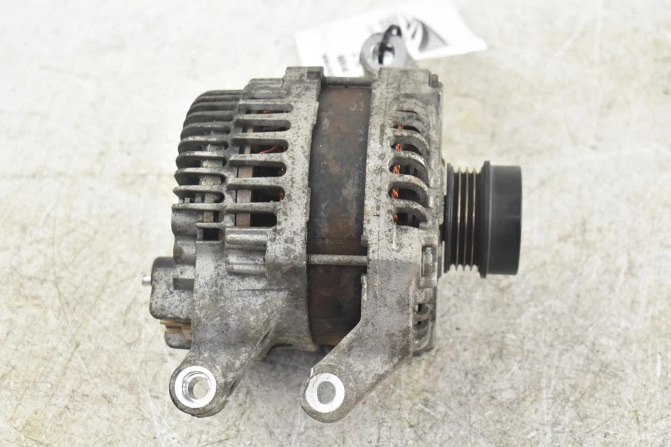 Alternador usado compatible con: Ford Fusion 2013 2,0 L turbo 175 amperios grado A Foto 4 de 4