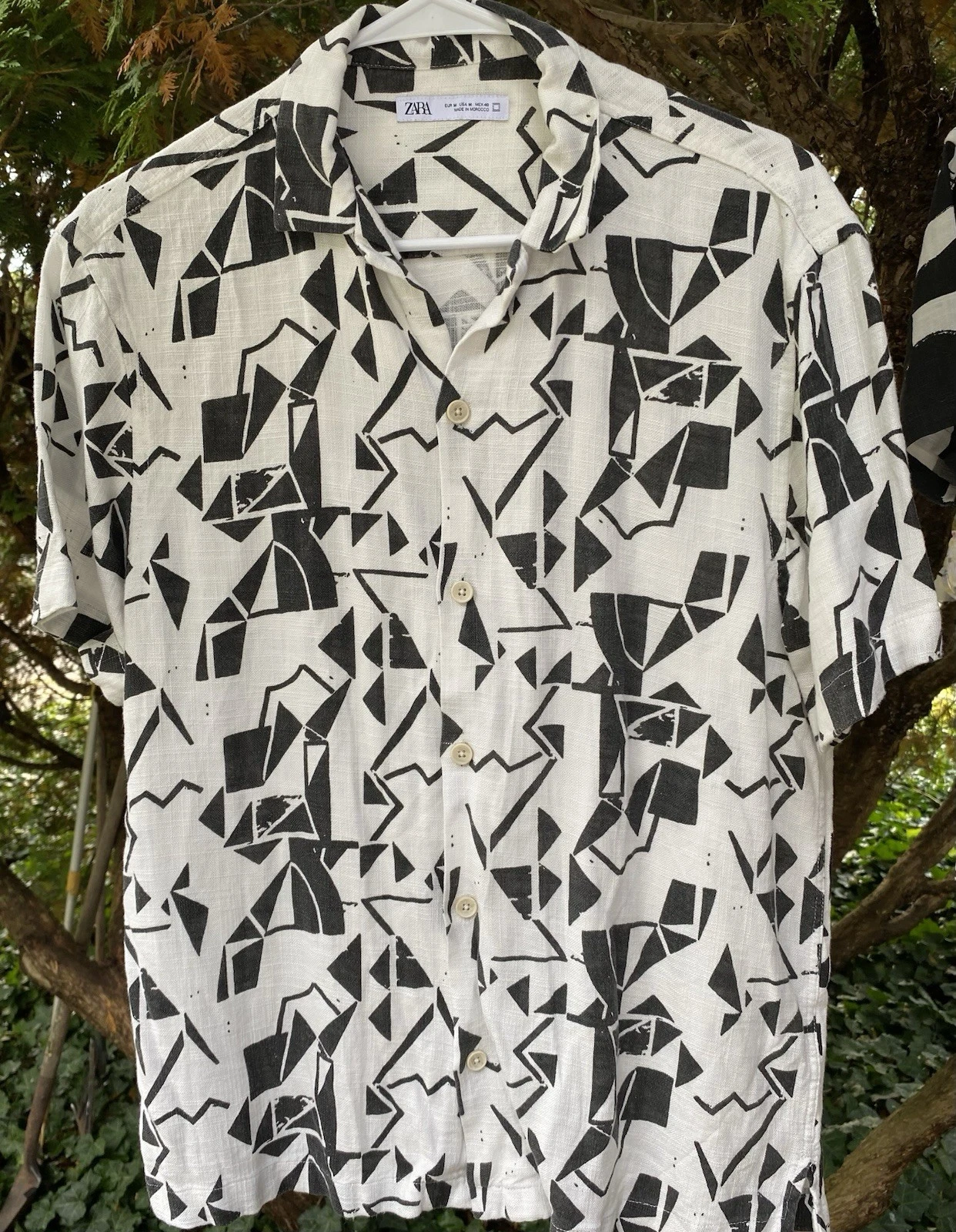ZOBA Linen Shirt Button Up Men's Medium Black and White Pattern. Short Sleeve.