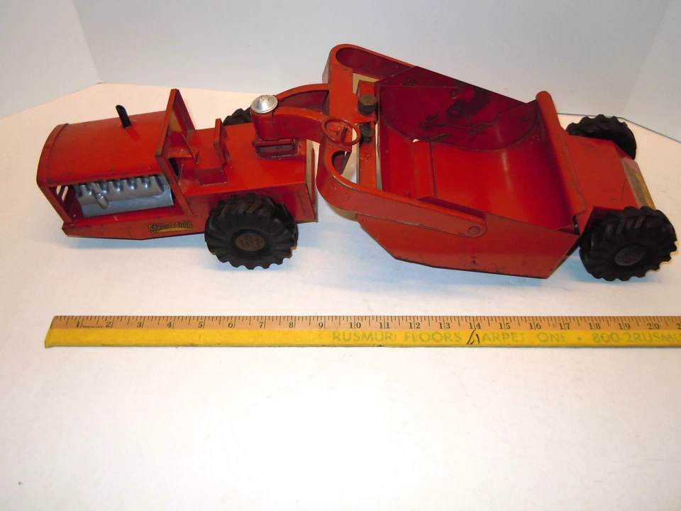 Rascador Structo grande de acero prensado de los años 50. 100 % original y funciona Foto 2 de 4