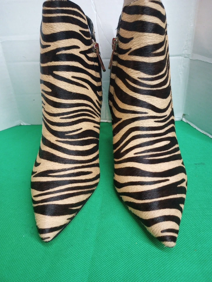 Sam Edelman Fiora Animal Print Tobillo Cebra Rayas Botas Botín Talla 7M Foto 2 de 4