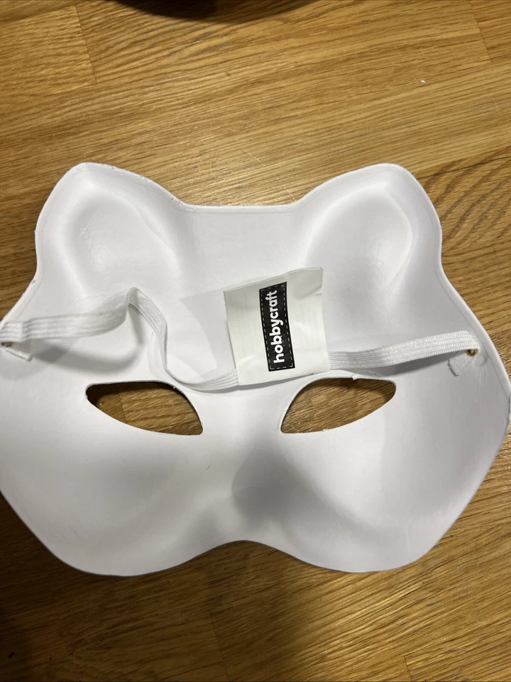 10 X Hobbycraft Cat Paper Blank White Masks New With Tags - Image 4 of 4