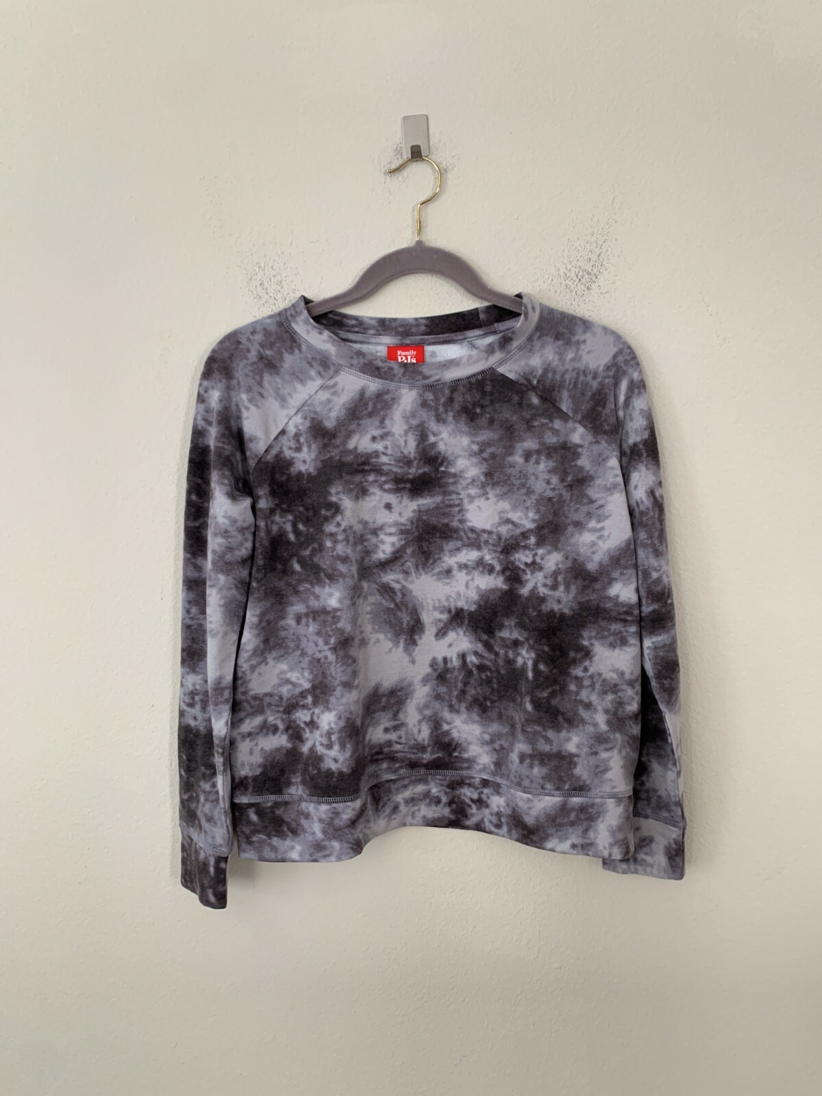 NEW! Family Pajamas Women's Sz S Tie-Dyed Long Sleeves 2pcs Pajama Set