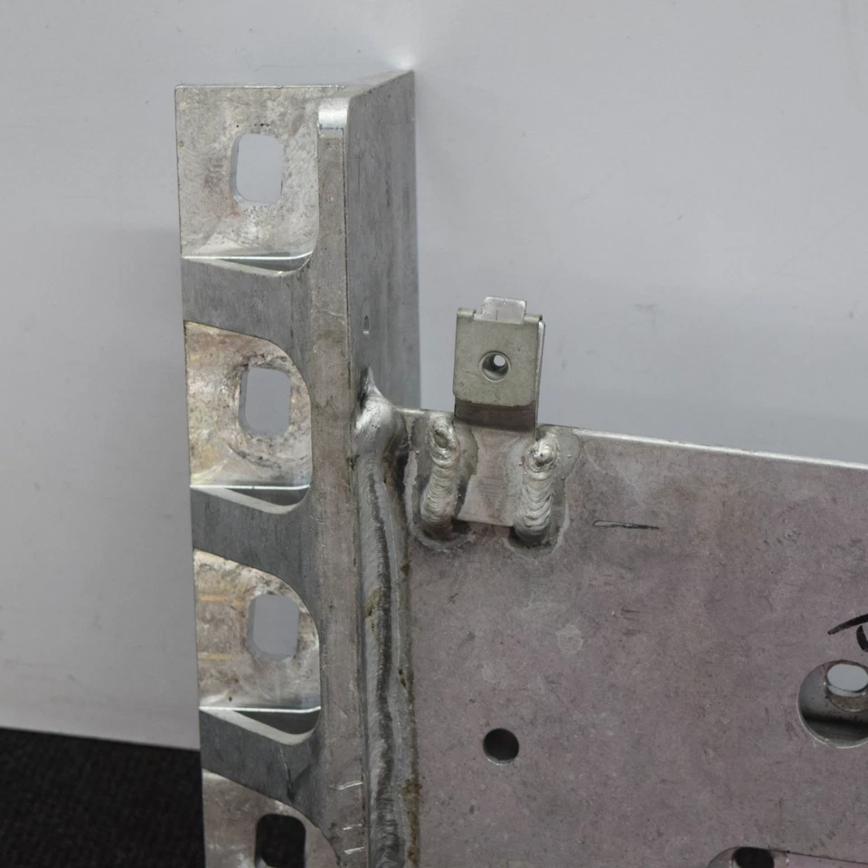 Supporto supporto cambio MERCEDES-BENZ SL R231 A2312401102 3.0 benzina 245kw 2019 - Immagine 2 di 4