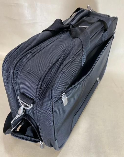 Used Dakota by Tumi Black 21” Carry On Garment Bag Briefcase Weekender Luggage eBay