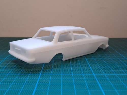 Volvo 144 2 Türer Karosserie - Slotcar / Airfix Umbausatz 1/32 - Bild 3 von 3