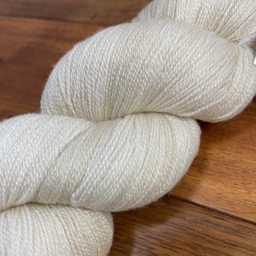 Decadently Divine Yarn Decadent Lace LTD Merino Bamboo 875 Yards 100 Nougat - Picture 2 of 3