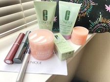 CLINIQUE 8pc GIFT SET w/Black Honey Lipstick, All About Eyes  7 Day Scrub Cream