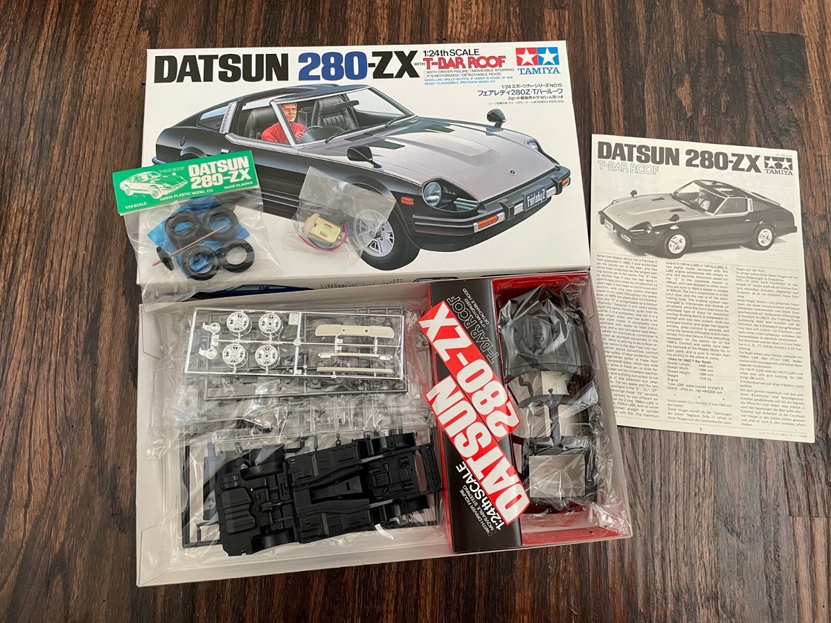 Tamiya 1/24 DATSUN (Nissan) 280-ZX T-Bar Roof Vintage Full