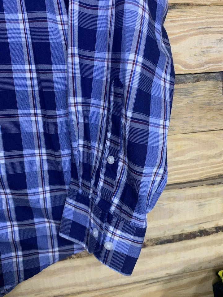 Camisa IZOD para hombre con botones L azul a cuadros manga larga calce regular informal Foto 4 de 4