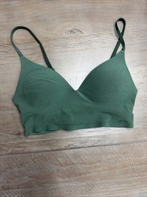 Victoria&rsquo;s Secret Lot Of 4 Pink Wireless Push Up Bra Padded Size Small