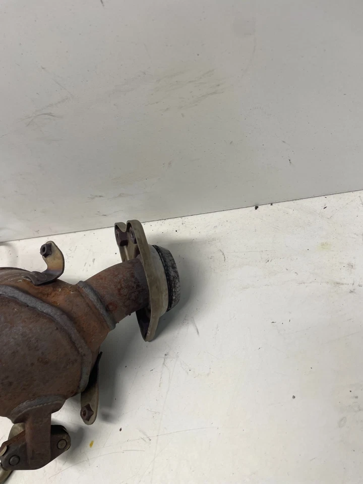 2009-2014 Honda Fit Exhaust Manifold W-Converter (OEM) - Image 2 of 4