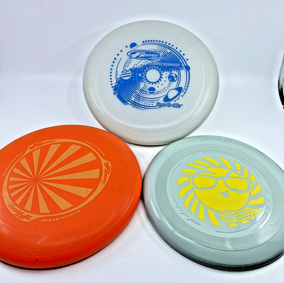 Frisbee Disc Glow In The Dark Dyn-O-Glo Disc & Orange & Light Green Frisbees