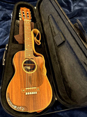 Lanikai ACST-CEG Acacia 6-String Acoustic-Electric Guitelele (Ukulele Hybrid)