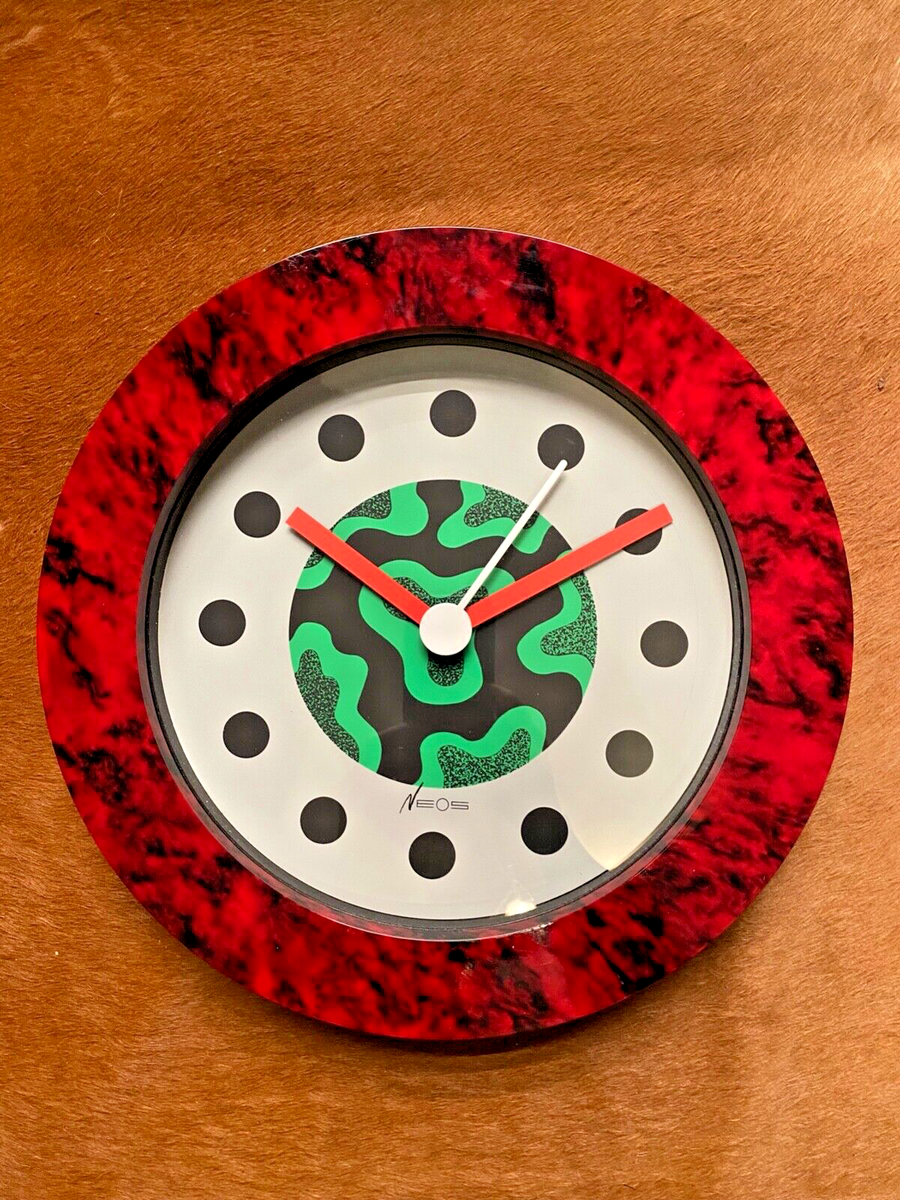 Neos of Lorenz Wall Clock Memphis Milano design N. Du Pasquier & G