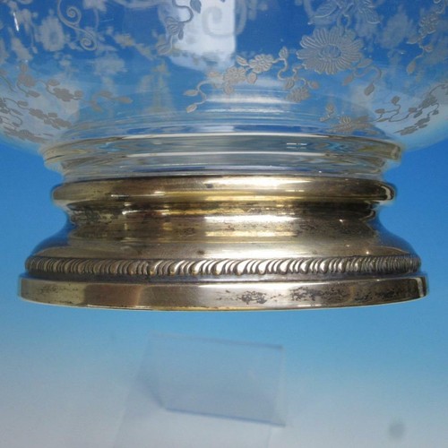 Cambridge Glass - Elegant Etched Chantilly - Deep Bowl with Sterling Silver Base - Picture 3 of 5