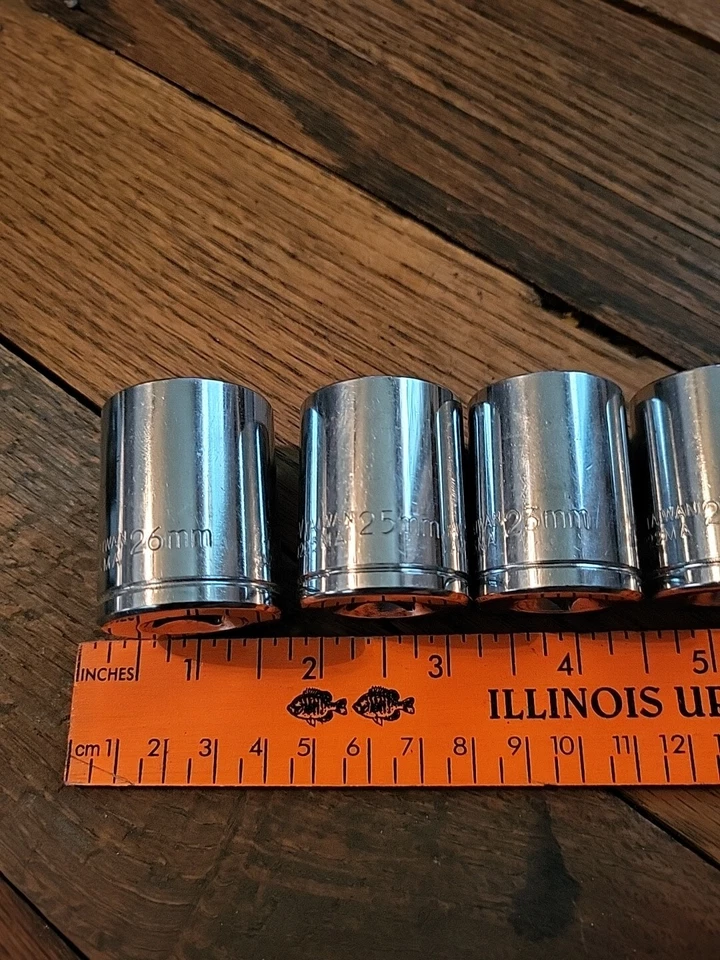 Juego de enchufes métricos AcDelco - 16 mm, 17 mm, 18 mm, 19 mm, 20 mm, 21 mm, 22 mm, 23 mm, 25 mm, 26 mm Foto 2 de 4