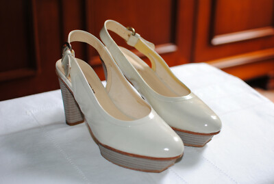 Escarpins Femme Elisabeth STUART En Cuir Vernis Beige - Talons 9cm, Taille 38, état Très Bon