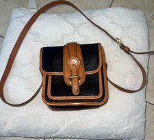 Vtg Dooney  Bourke All-Weather Leather Small Crossbody Marble Bag AWL