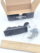 Southco 3779767C1 Navistar International Latch, Lock & Key *NEW*