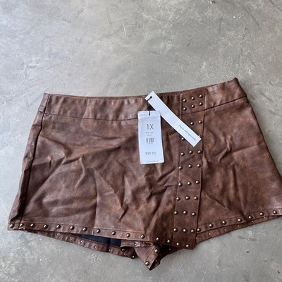 AKIRA Brown Faux Leather Studded Mini Shorts NWT Size 1X Distressed PU Hot Sho
