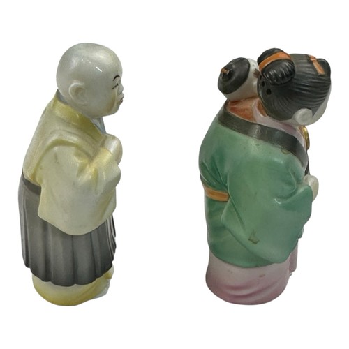 Vintage Asian Man Woman Baby TOSHIKANE Salt Pepper Shakers ARITA Porcelain 2.5” - Picture 6 of 19