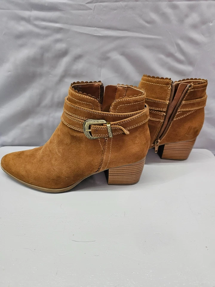 St. John’s Bay Tan Suede Ankle Booties Western Stacked Heel Zip Boot - Image 4 of 4