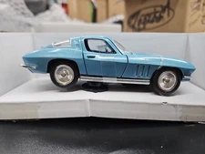 General Motors 1966 CHEVROLET CORVETTE 1:32 MFG# SS-51430 (C1)